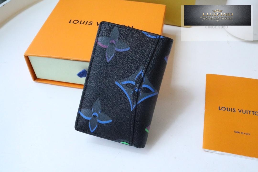 Louis Vuitton M82297