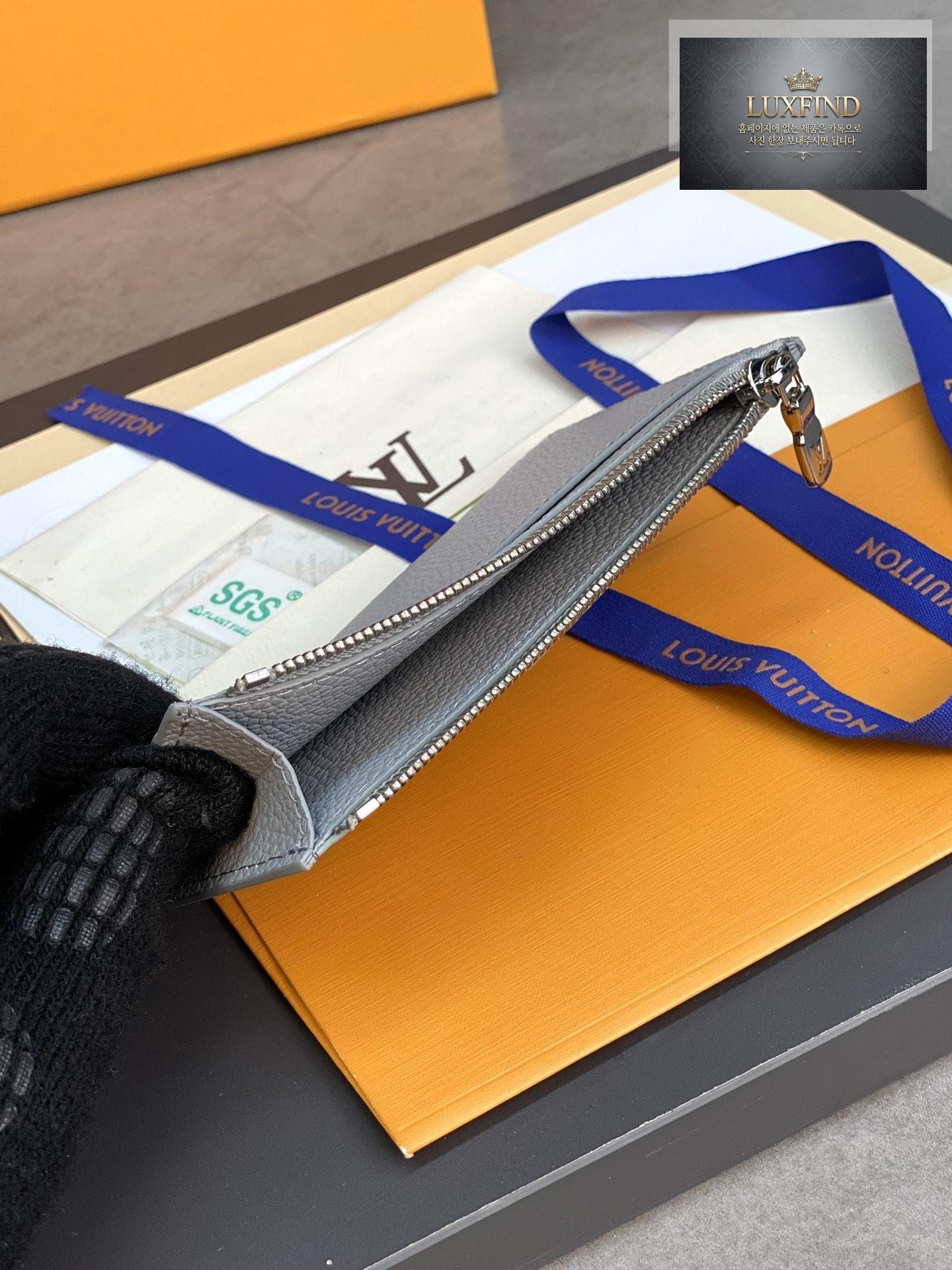 Louis Vuitton M82068
