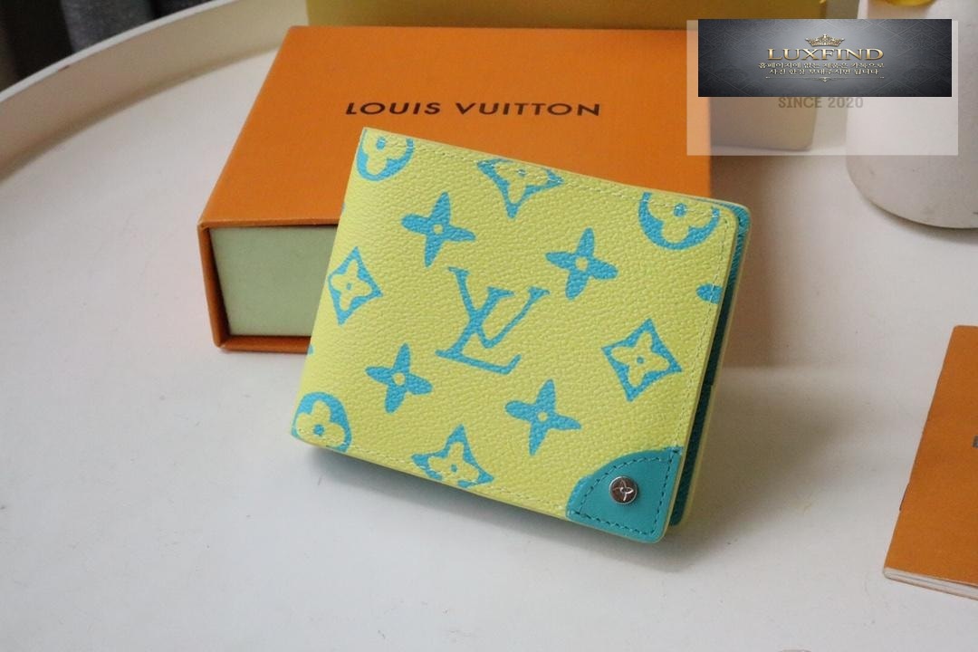 Louis Vuitton M82005
