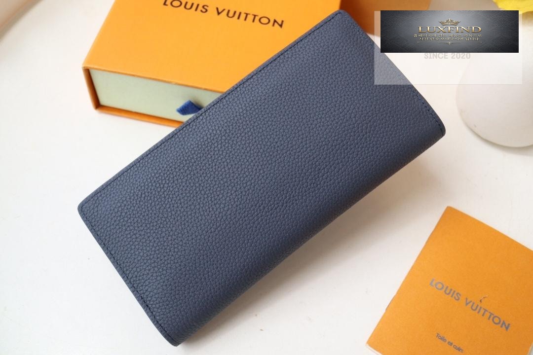 Louis Vuitton M81810