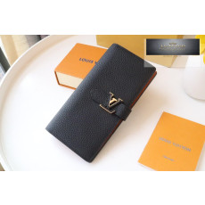 Louis Vuitton M81330