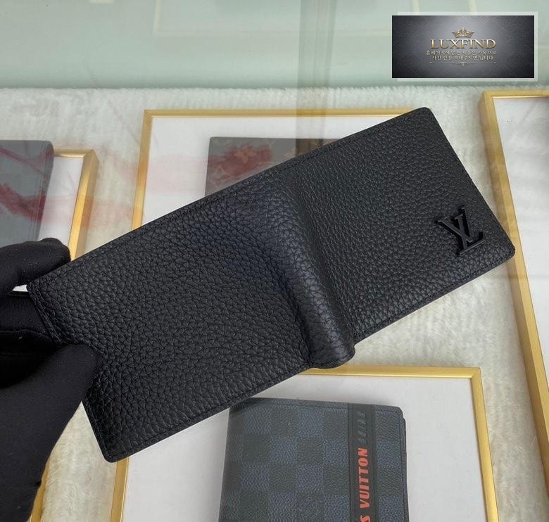 Louis Vuitton M69976