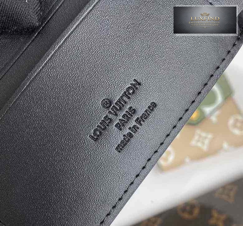 Louis Vuitton M69976