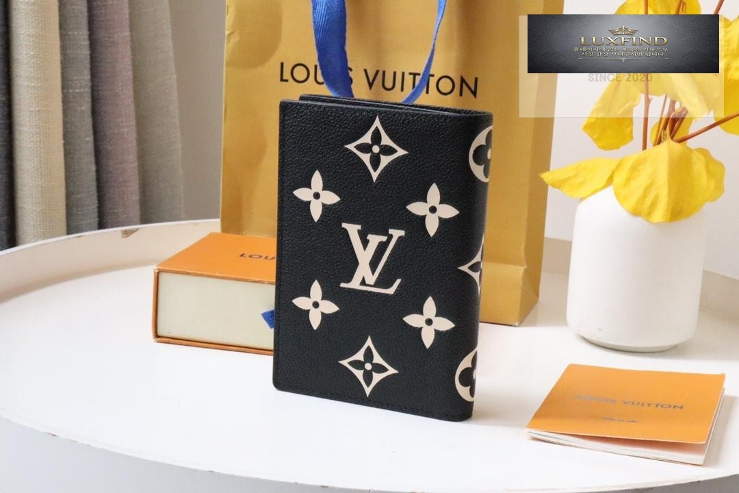 Louis Vuitton M63914