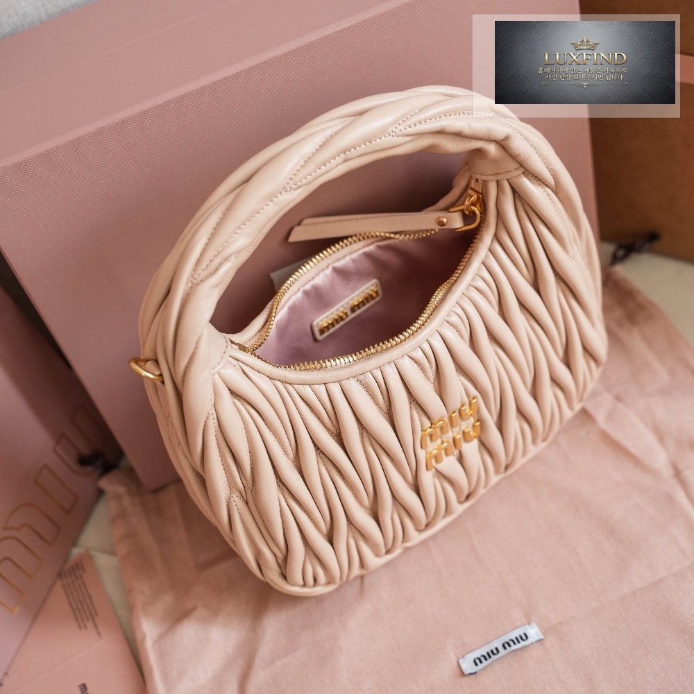 Miu Miu Wander Matelasse Nappa Leather Hobo