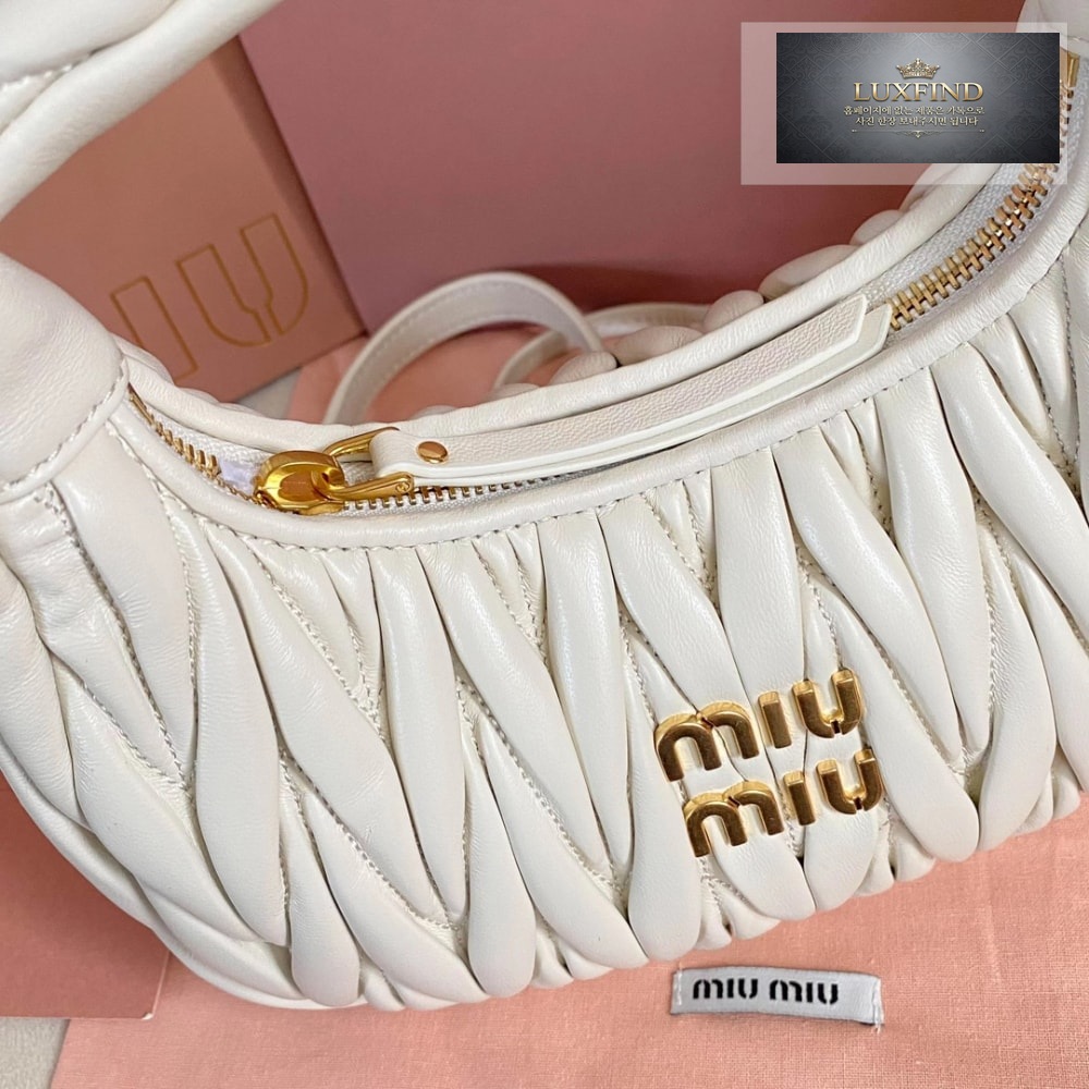 Miu Miu Wander Matelasse Nappa Leather Hobo