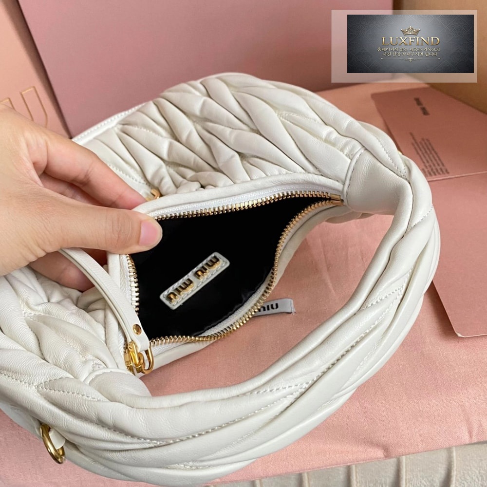 Miu Miu Wander Matelasse Nappa Leather Hobo