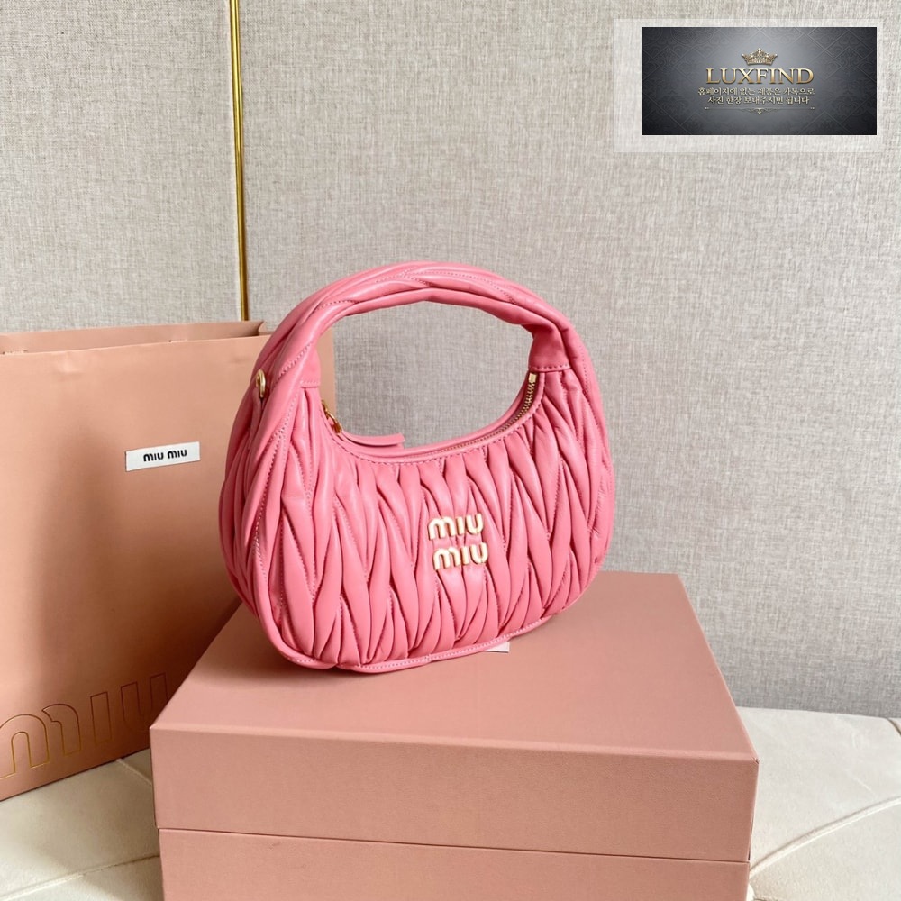 Miu Miu Wander Matelasse Nappa Leather Hobo