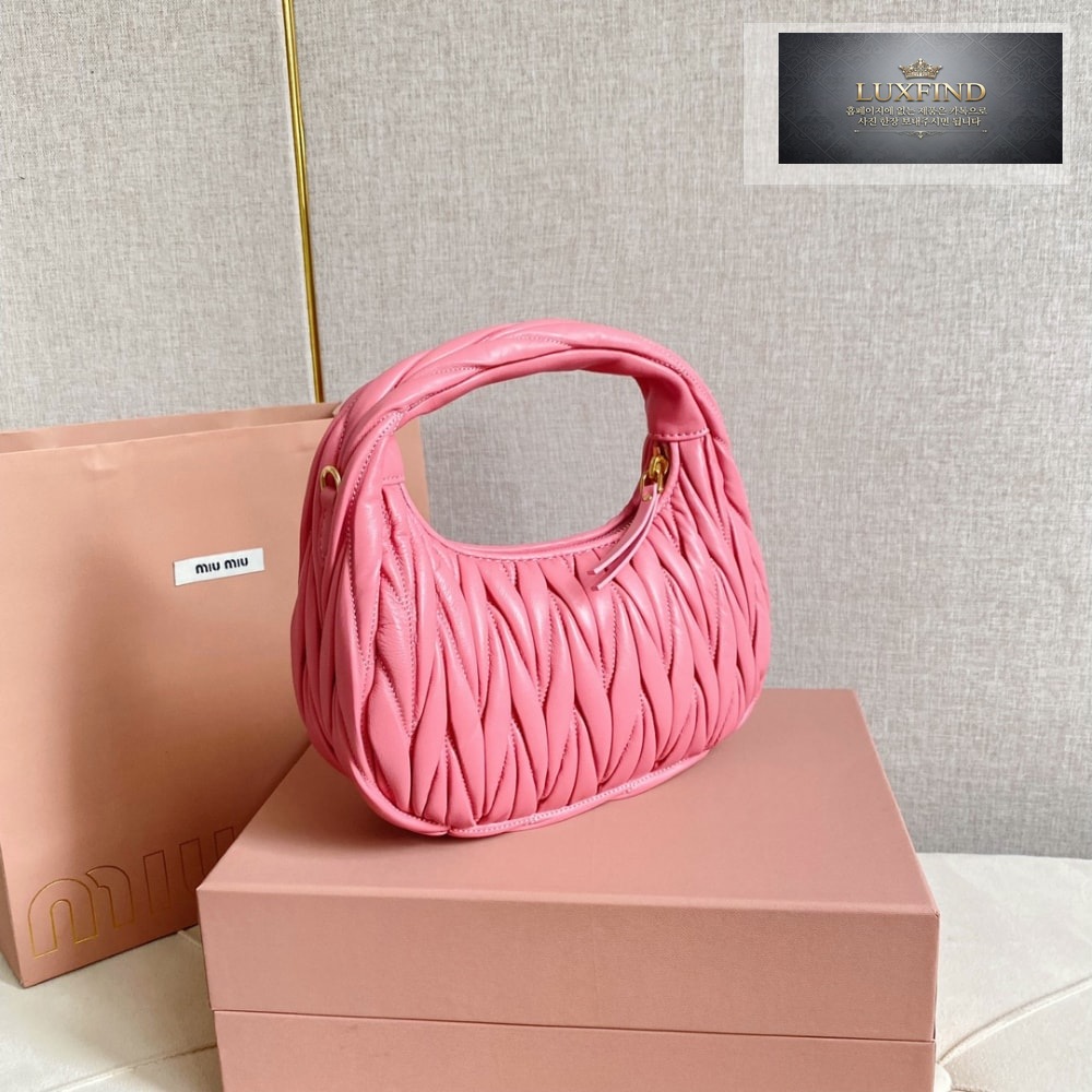 Miu Miu Wander Matelasse Nappa Leather Hobo