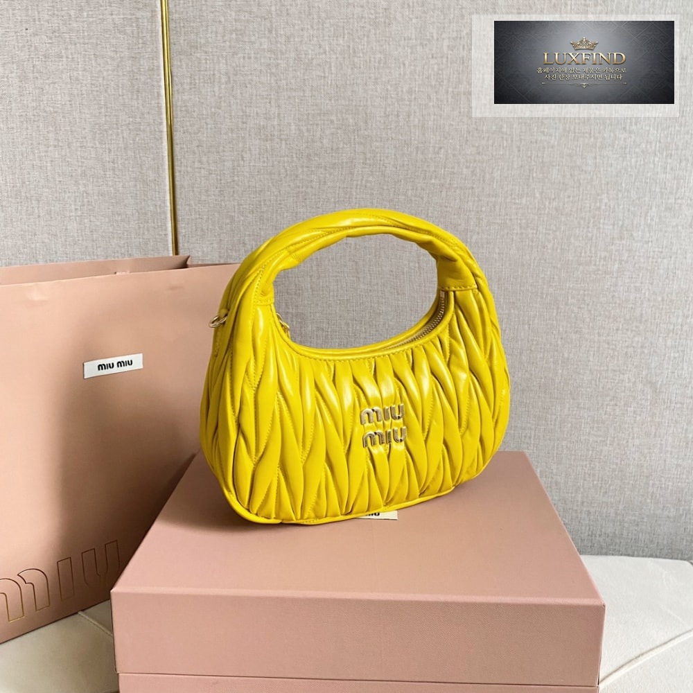 Miu Miu Wander Matelasse Nappa Leather Hobo