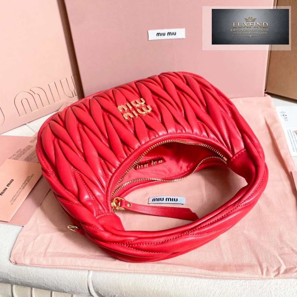 Miu Miu Wander Matelasse Nappa Leather Hobo