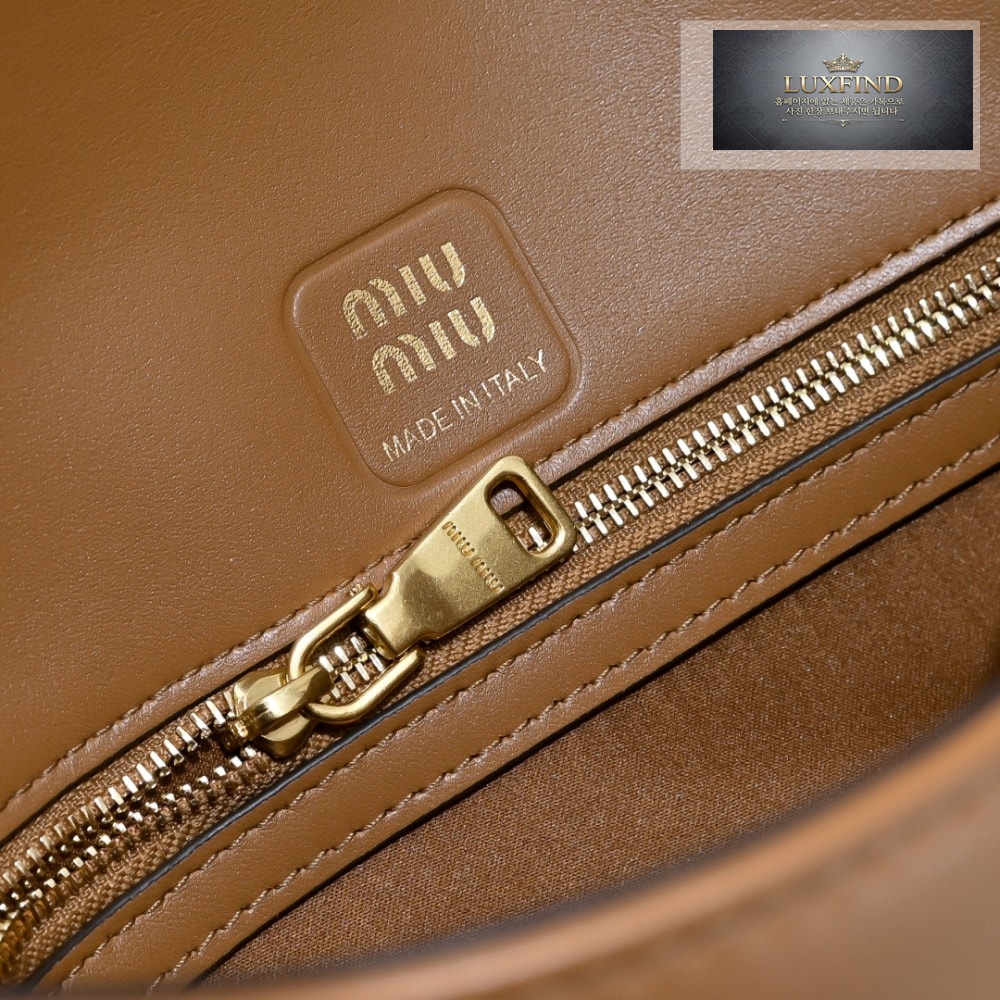 Miu Miu Penny Leather