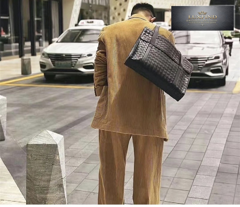 보테가베네타 인트레치아토 포트폴리오 브리프케이스 “ 2 COLOR ”