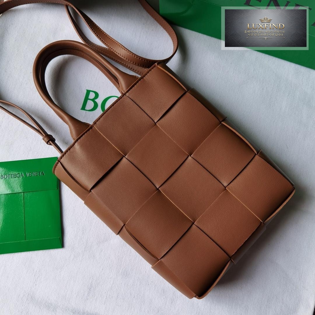 Bottega Veneta intrecio Tote Cross