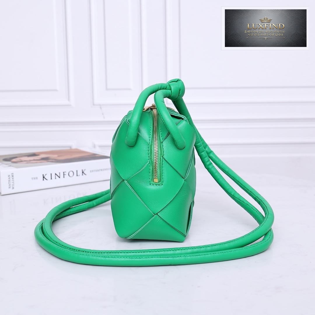 Bottega Veneta Mini Cassette Camera Bag