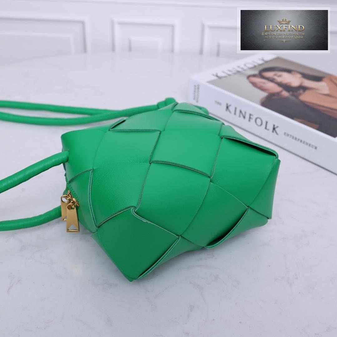 Bottega Veneta Mini Cassette Camera Bag