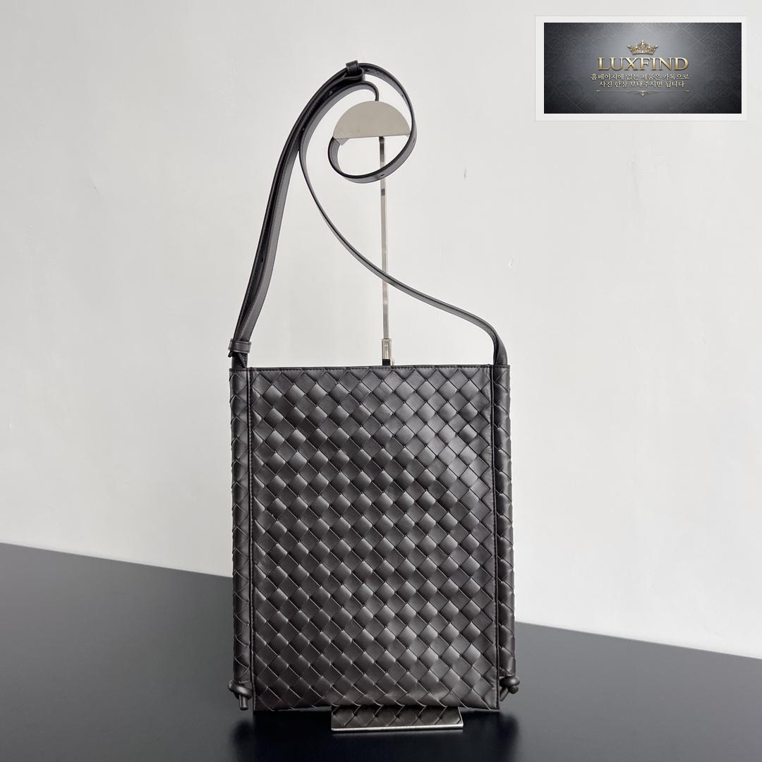 Bottega Veneta Large Flat Loop