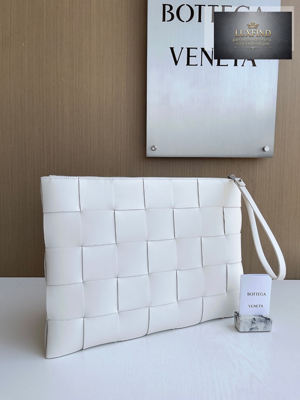 Bottega Veneta Large Cassette Pouch