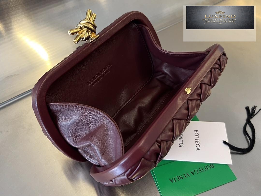 Bottega Veneta Knot Intrecio Leather Clutch