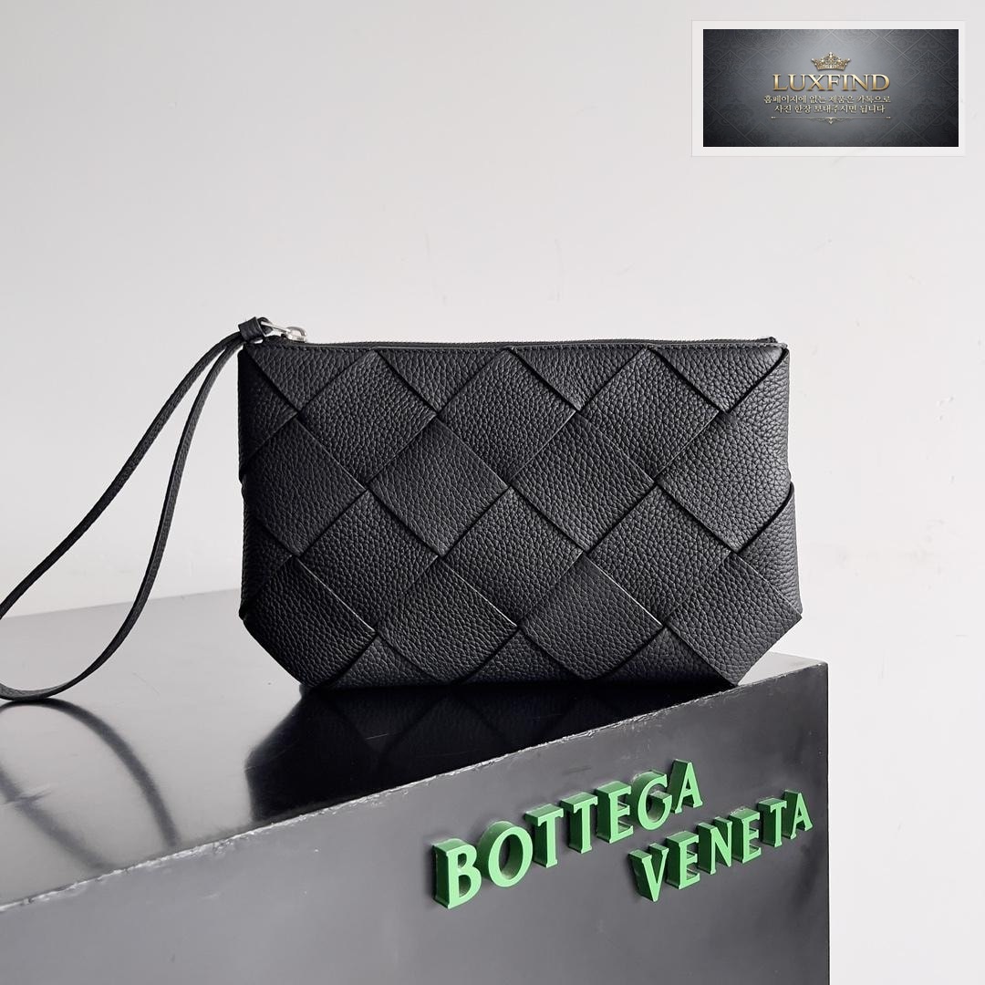 Bottega Veneta Diago Pouch