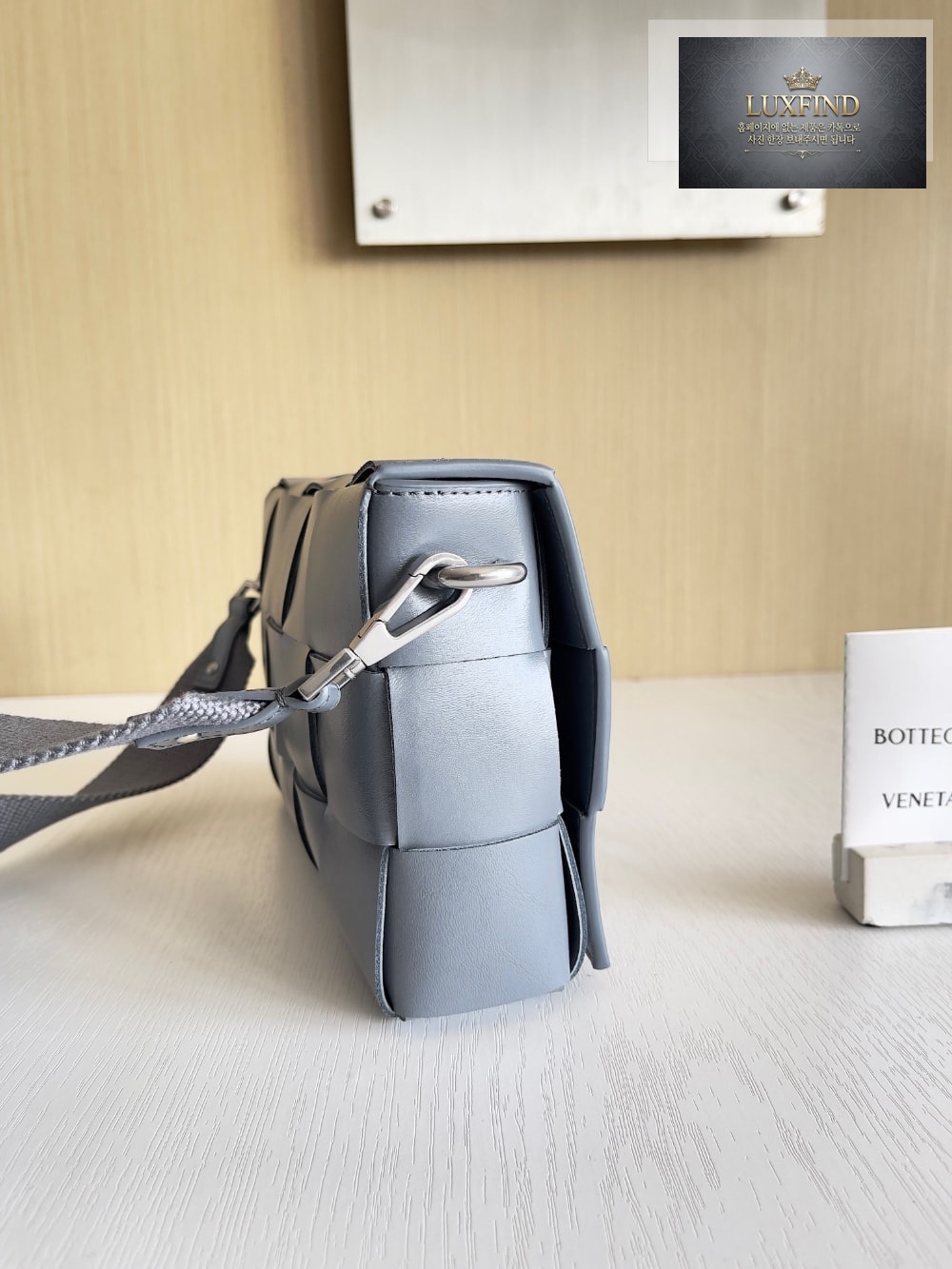 Bottega Veneta Cassette With Versatile Strap
