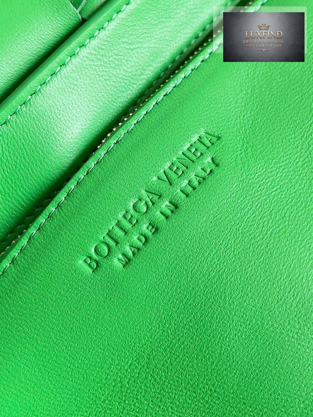 Bottega Veneta Cassette With Versatile Strap
