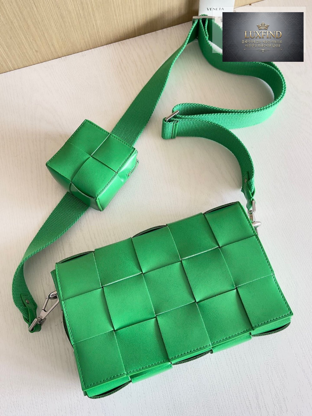 Bottega Veneta Cassette With Versatile Strap