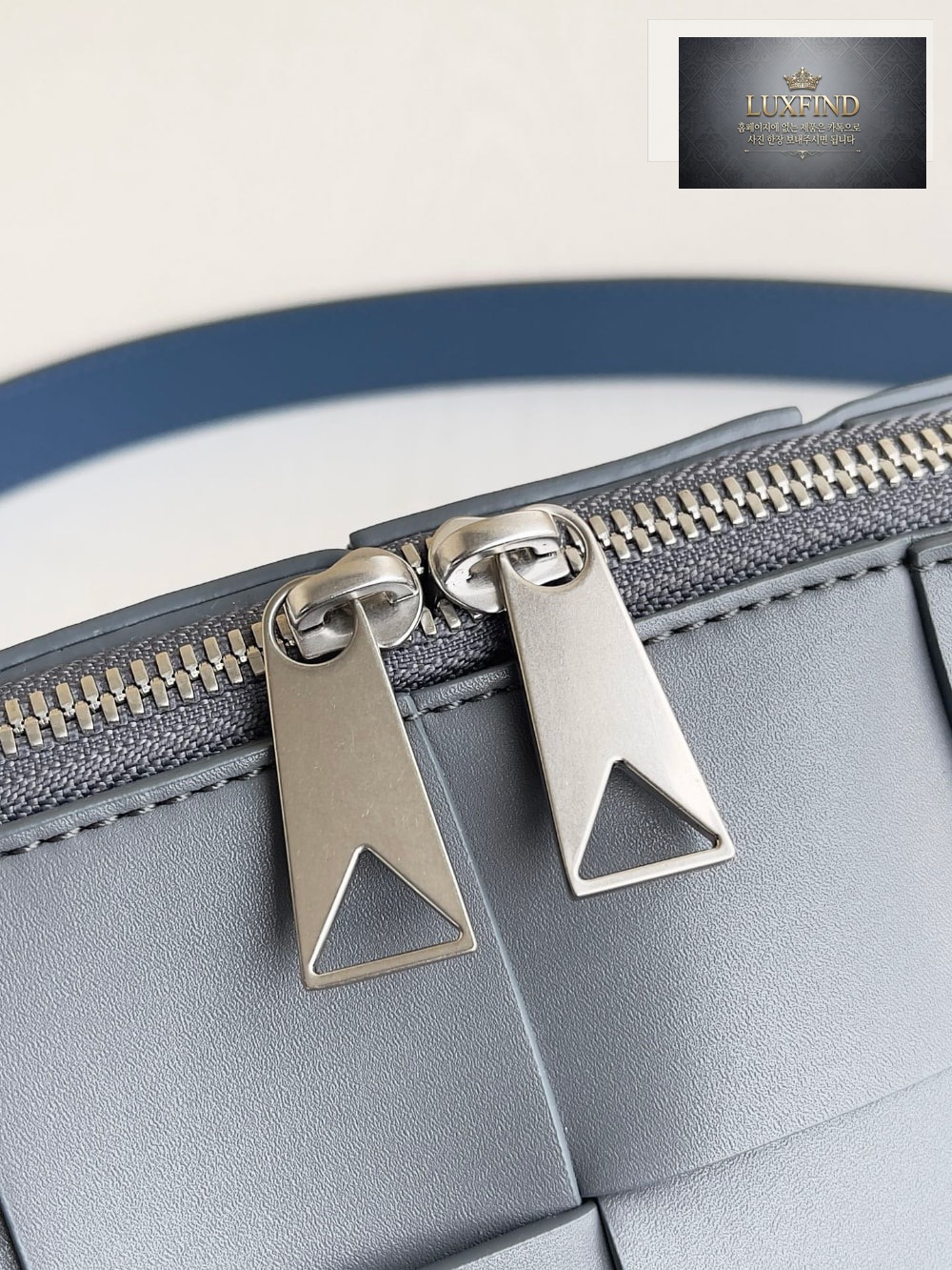 Bottega Veneta Cassette Camera Bag