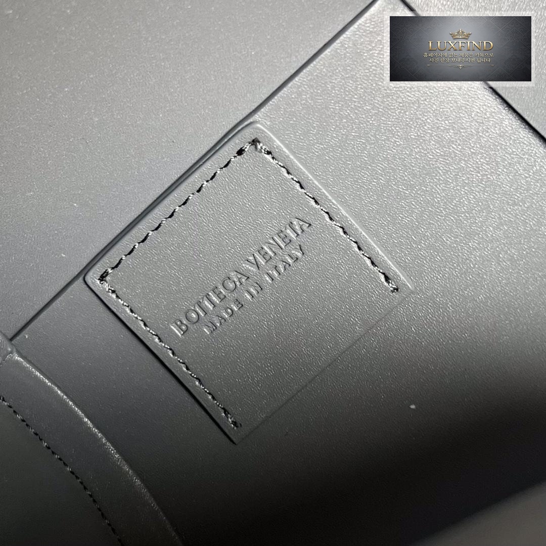 Bottega Veneta Canette