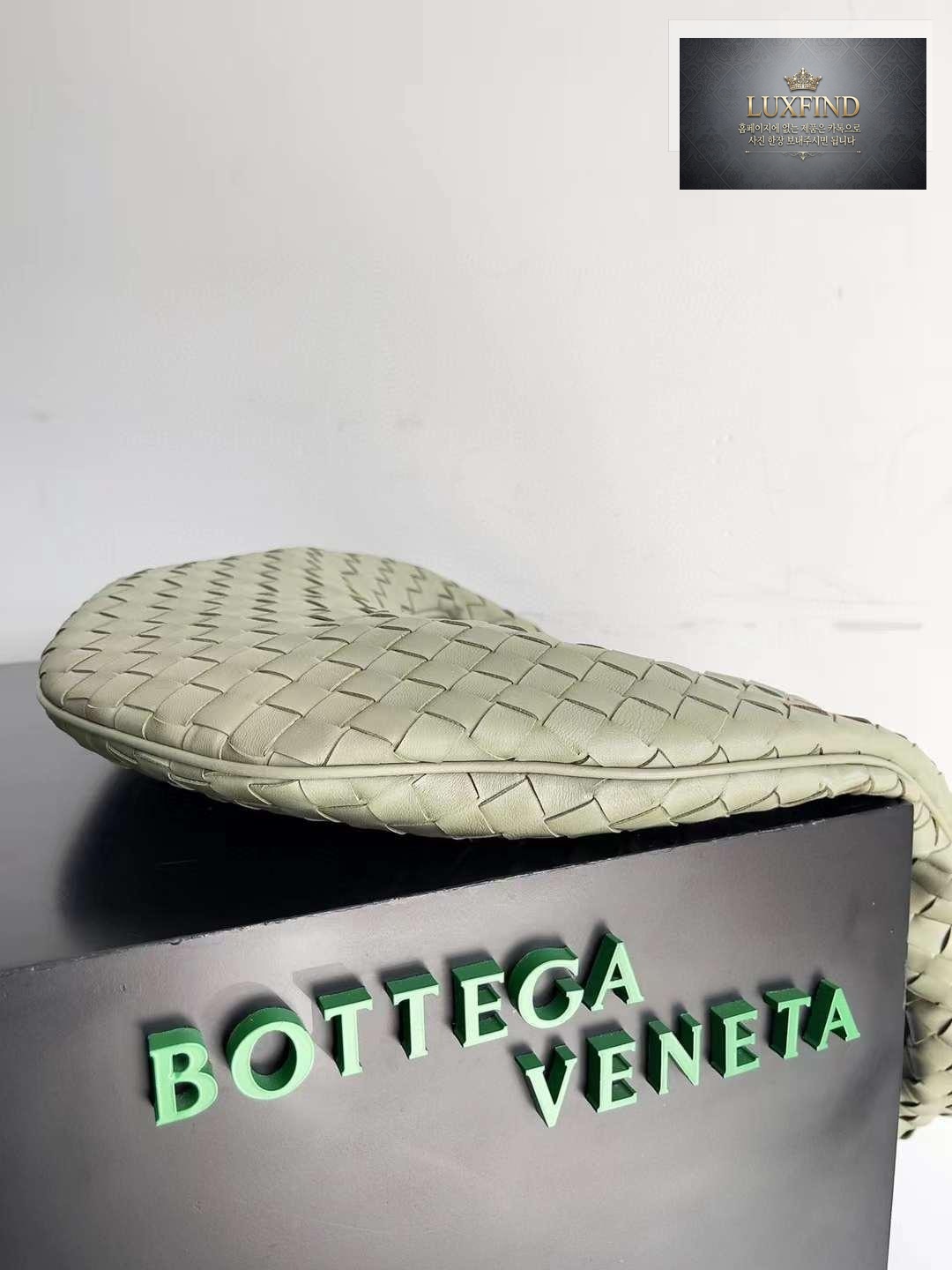Bottega Veneta Buddy
