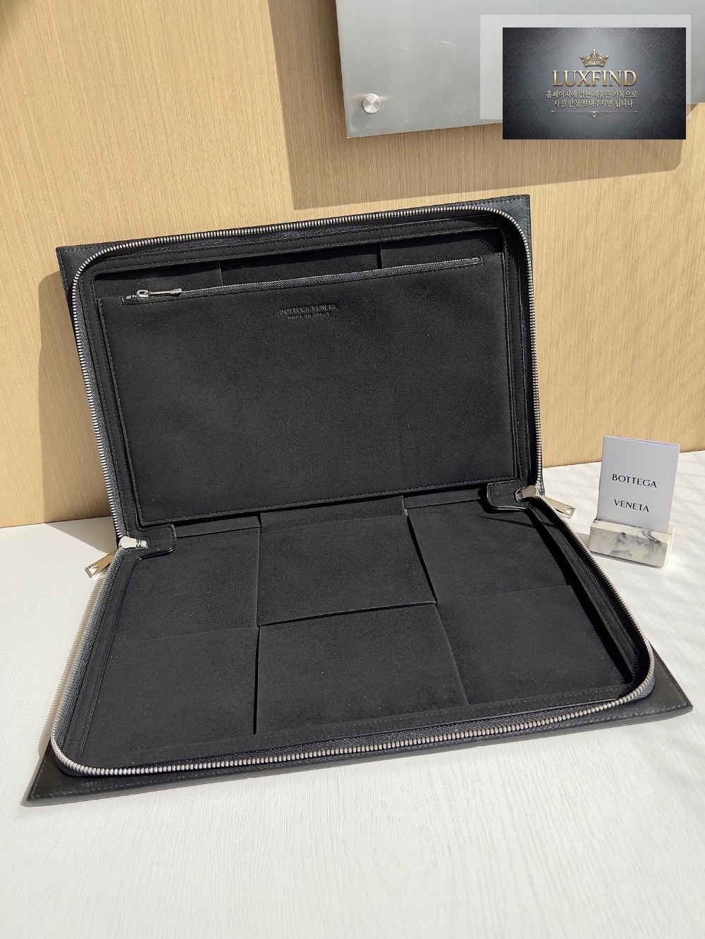 Bottega Veneta Arco Document Case