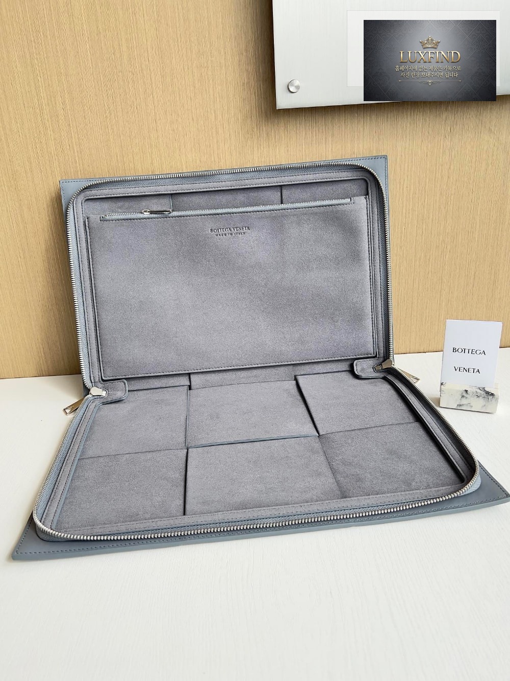 Bottega Veneta Arco Document Case
