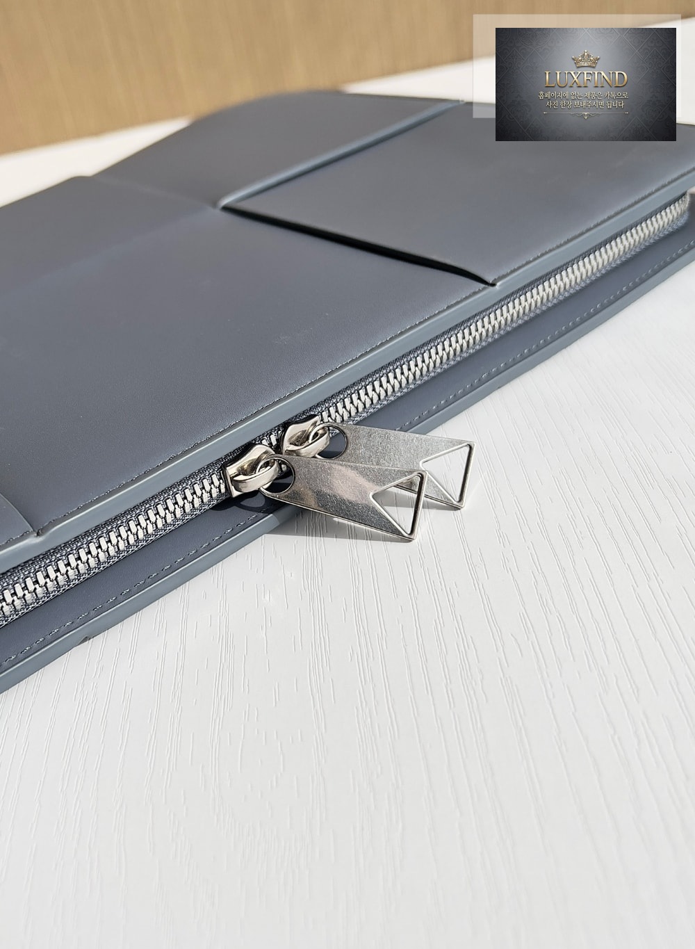 Bottega Veneta Arco Document Case