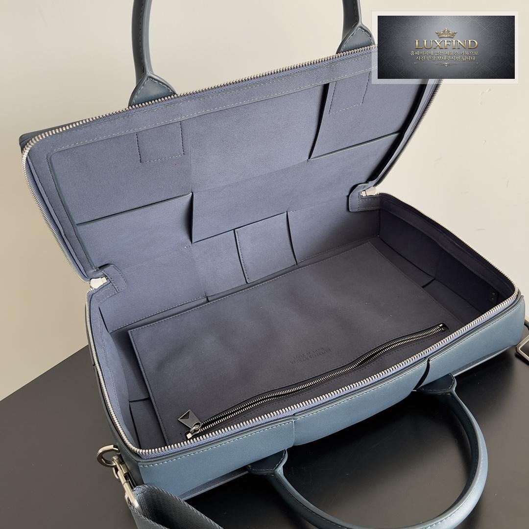 Bottega Veneta Arco Briefcase