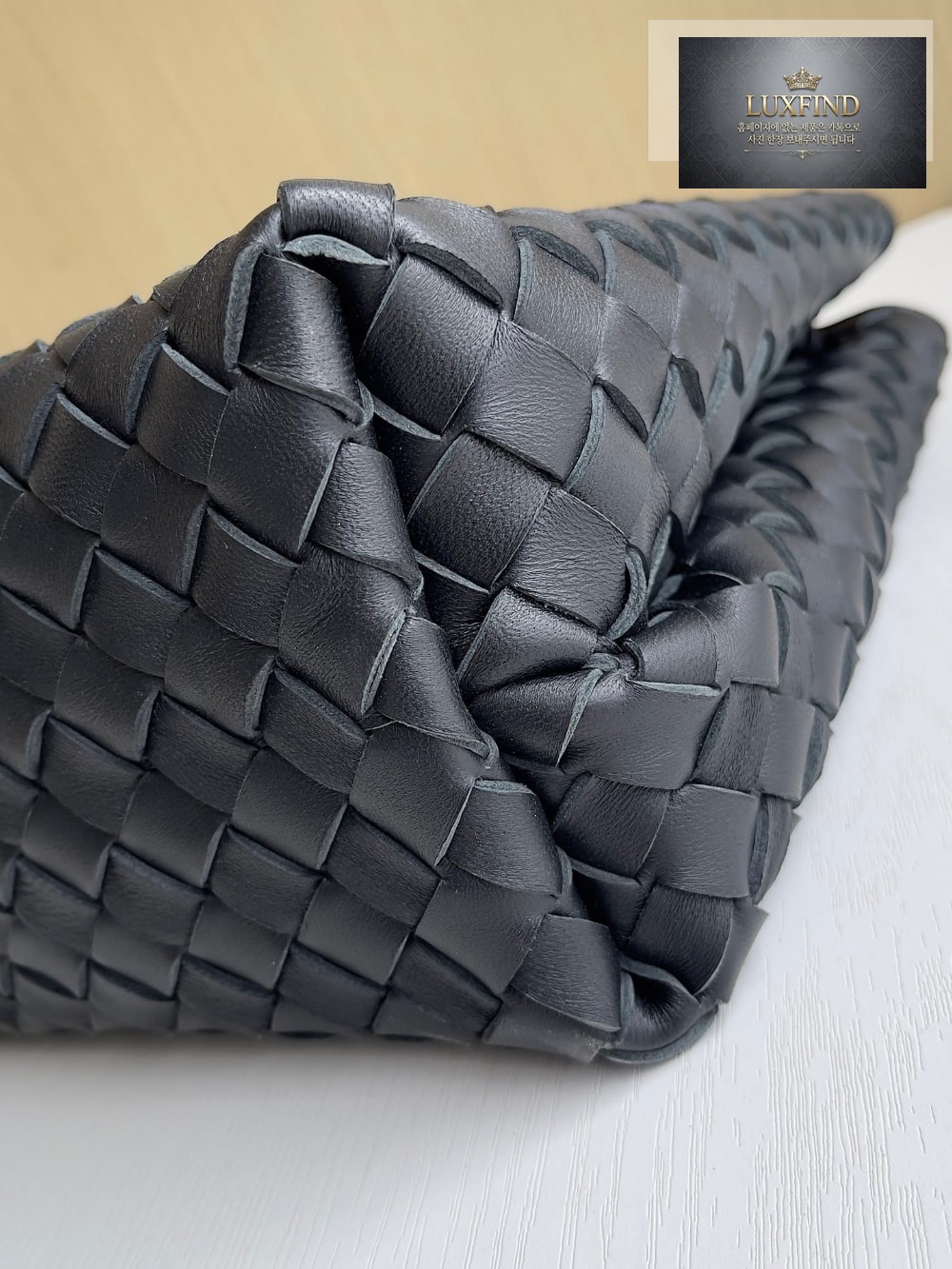 Bottega Veneta Andiamo Medium