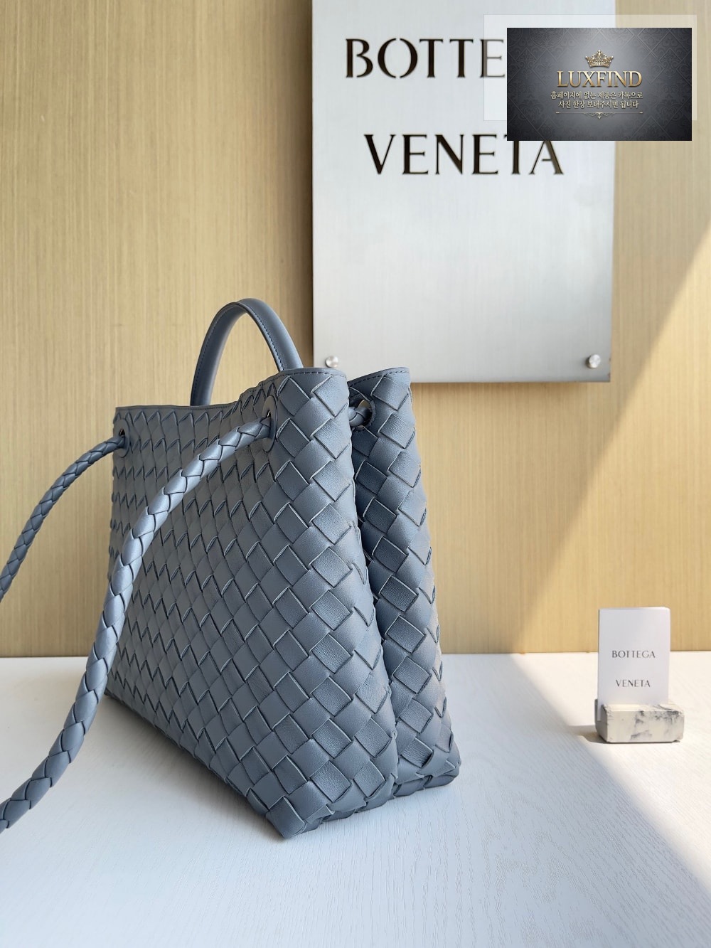 Bottega Veneta Andiamo Medium