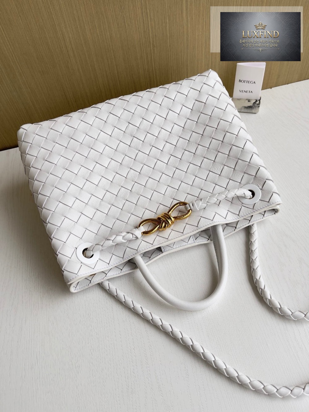 Bottega Veneta Andiamo Medium