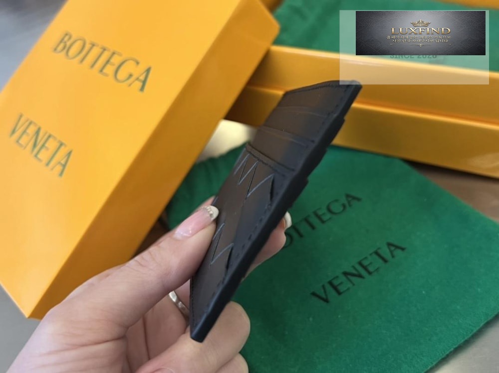 Bottega Veneta Intrecciato Credit Card Case