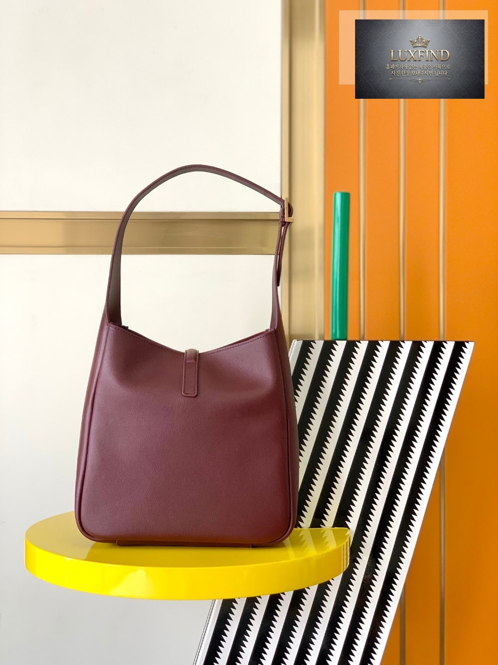 Saint Laurent Le 5 À 7 Supple Small In Grained Leather