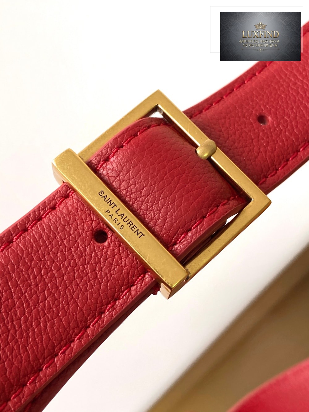 Saint Laurent Le 5 À 7 Supple Small In Grained Leather