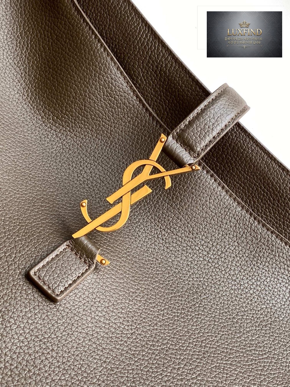 Saint Laurent Le 5 À 7 Bea In Grained Leather