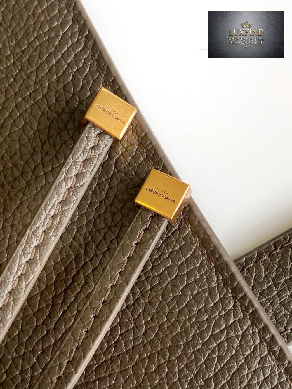 Saint Laurent Le 5 À 7 Bea In Grained Leather
