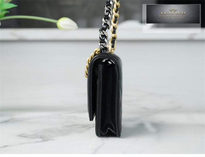 샤넬 24p 19 WOC 블랙 골드 백