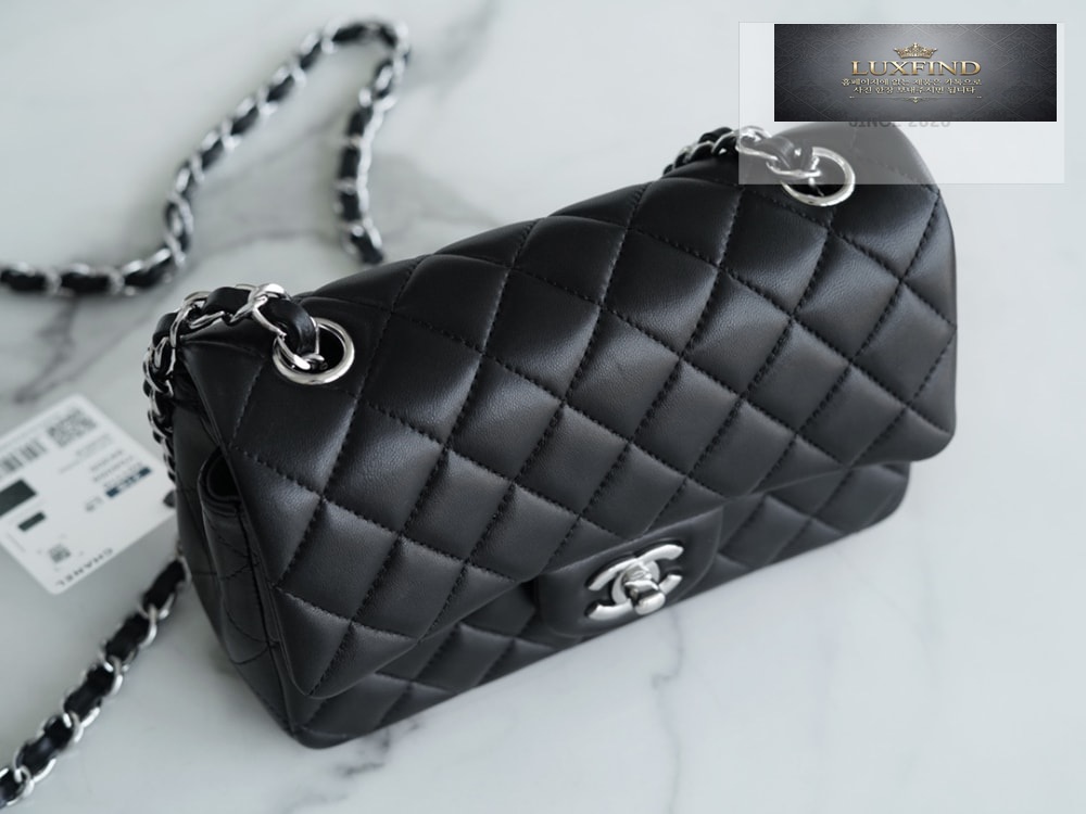 Chanel Classic New Mini Lam