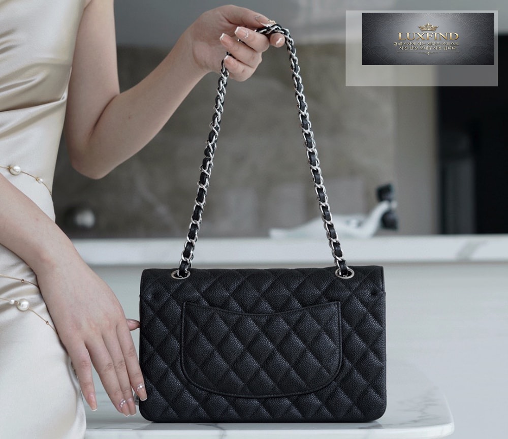 Chanel Classic Medium Caviar