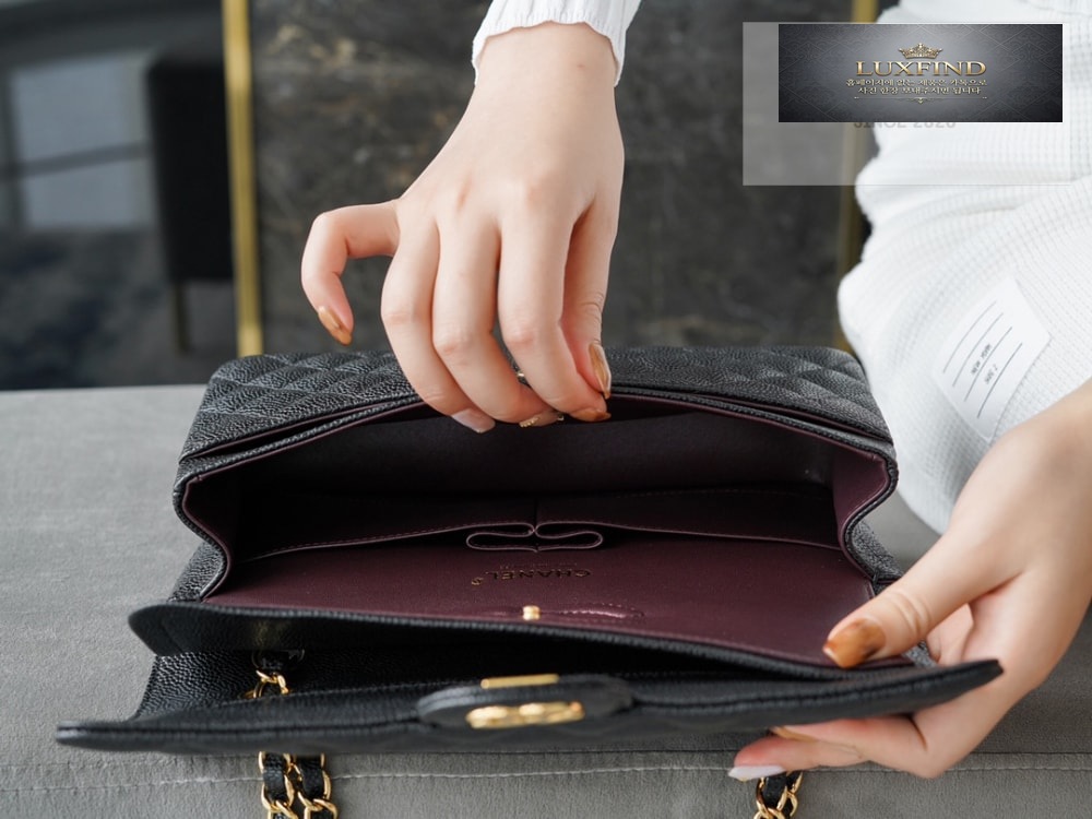 Chanel Classic Medium Caviar