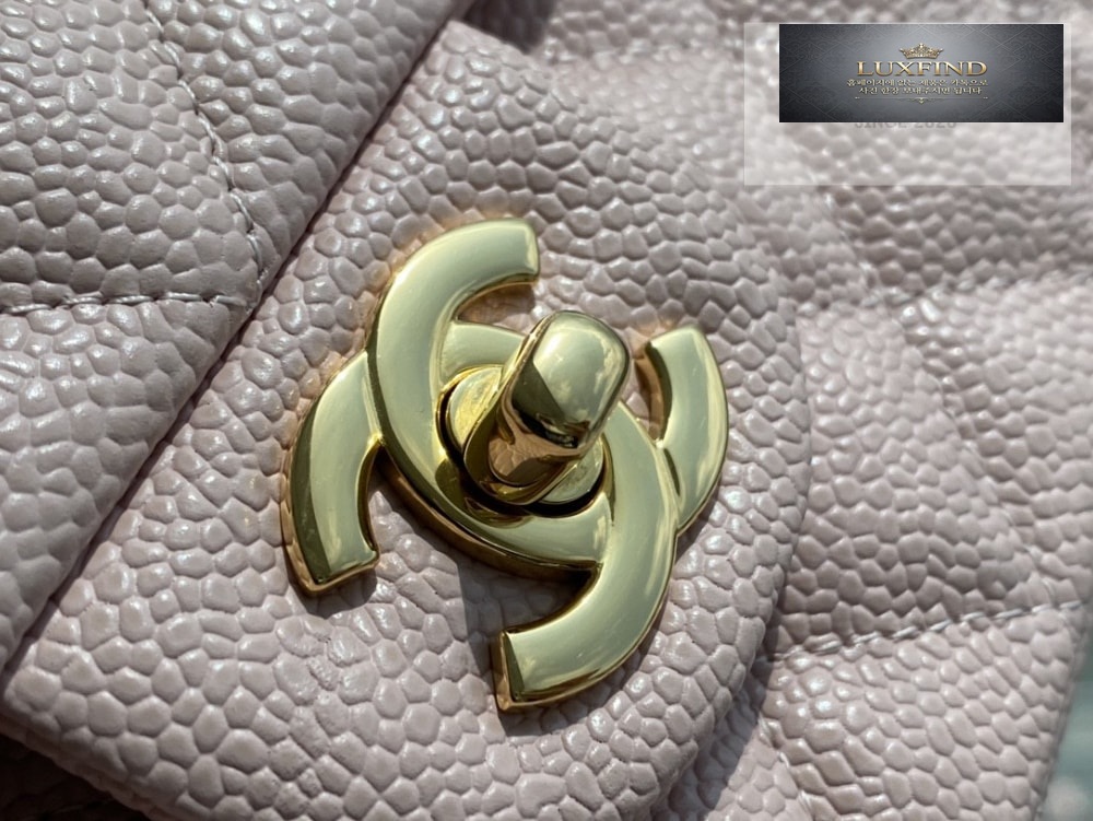 Chanel Classic Medium Caviar