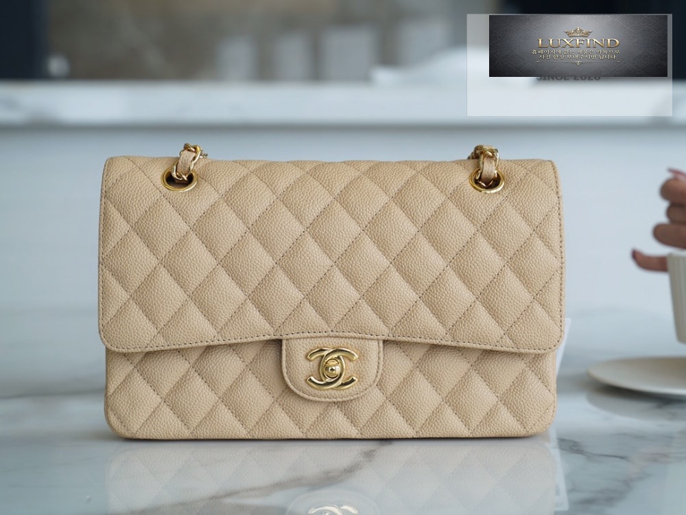 Chanel Classic Medium Caviar