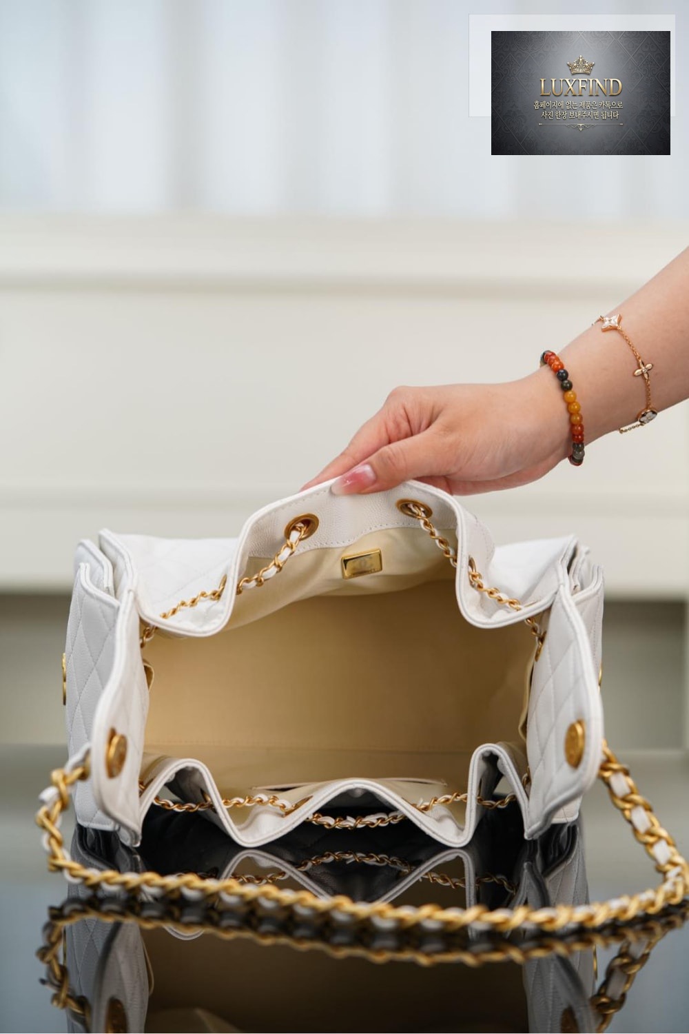 Chanel 25 Hobo Small