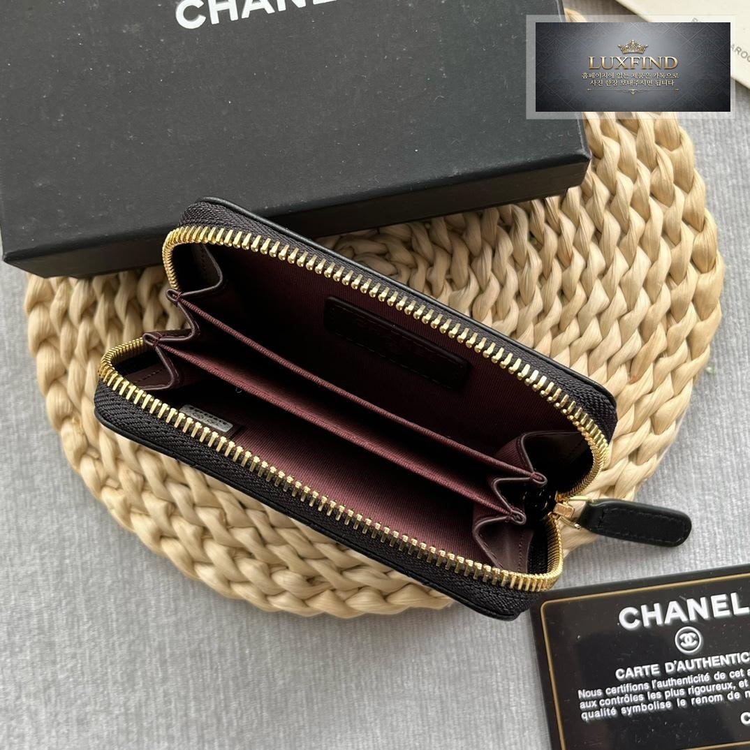 Chanel AP0216